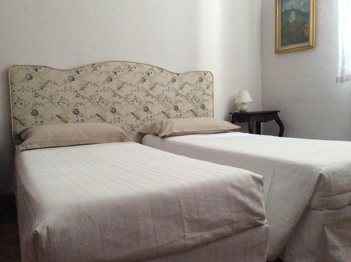B&B Chiara บีเอลลา ภายนอก รูปภาพ